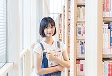 在校学生