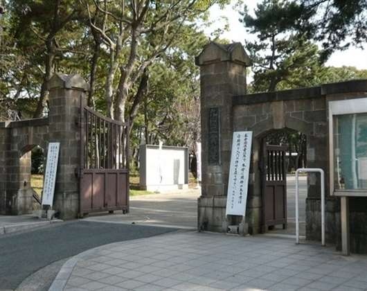 九州工业大学