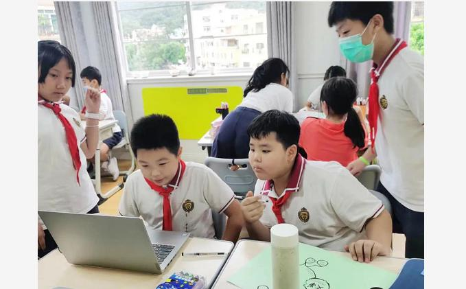 华美外国语学校