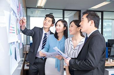 提供较实效的系列公开课，为企业提供配套的的内训服务。