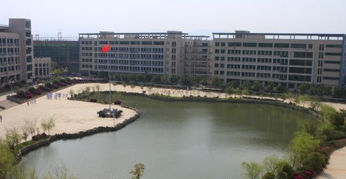 江西赣州卫生学校