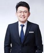 Max/董震
