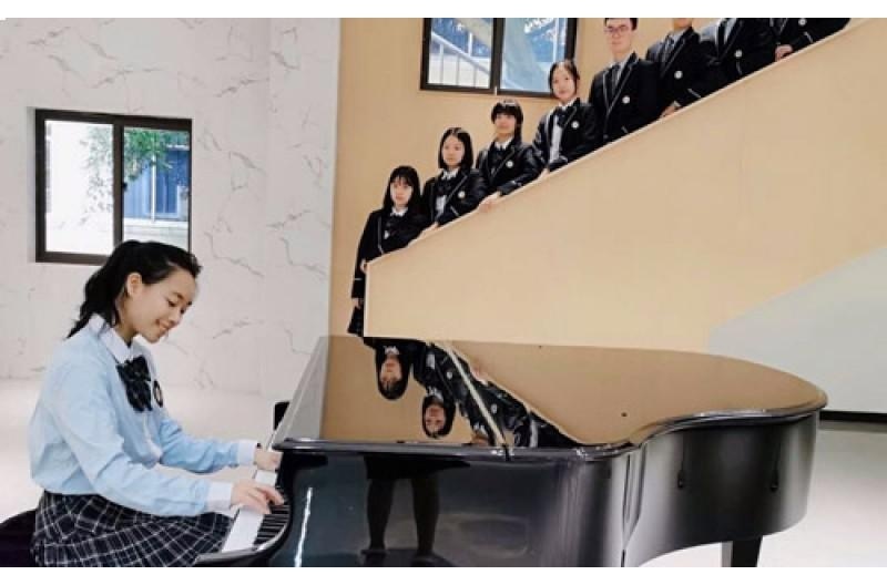 成都外国语学校中加高中