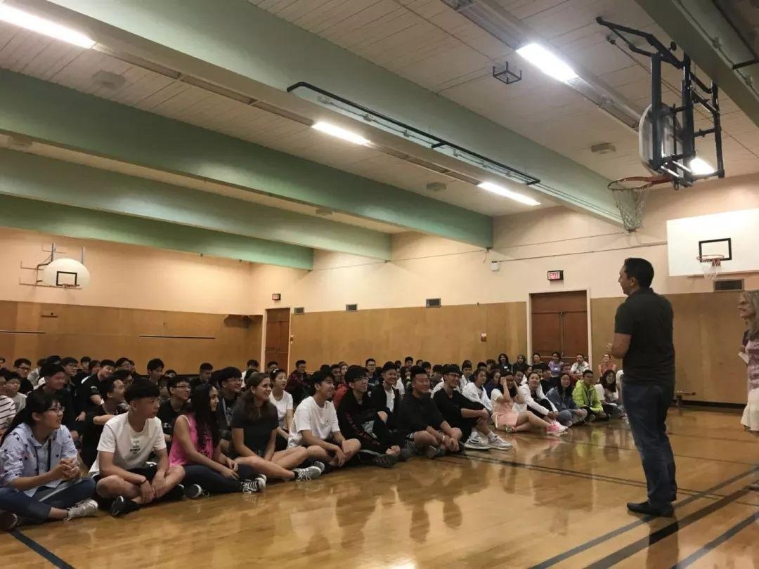 中加枫华国际学校Summer School.jpg