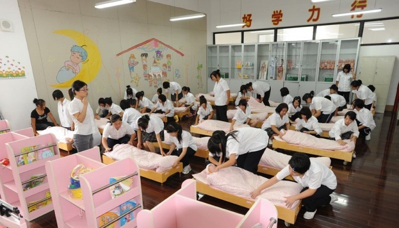 广安市英才职业技术学校