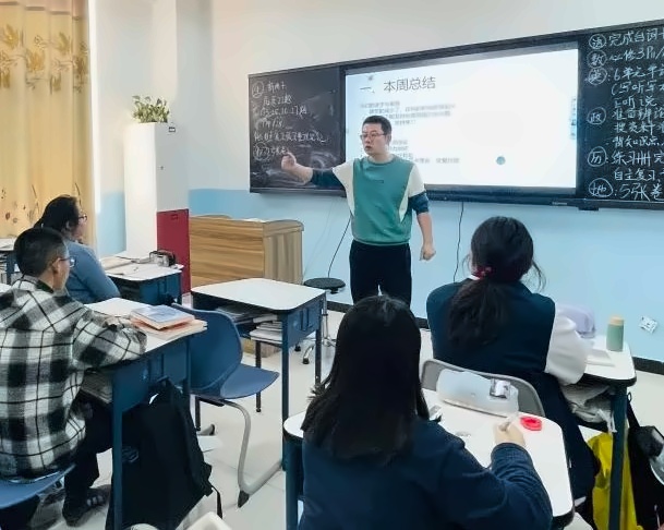 北京怀柔索兰诺中学班会