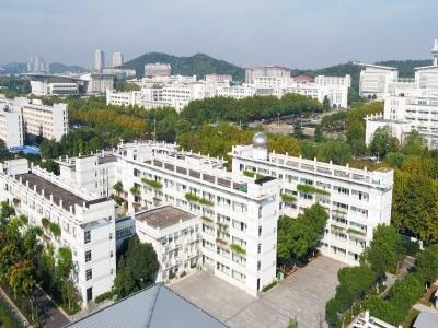 南京师范大学附属实验学校
