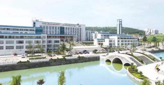 襄阳职业技术学院7