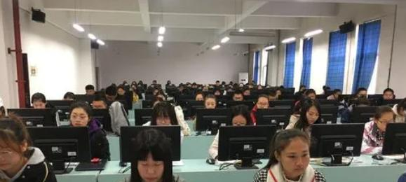 泰兴职业高级中学