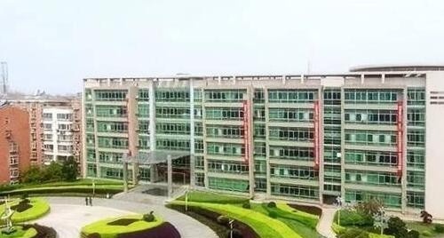 湘潭天人中等职业技术学校