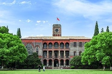 美国高中申请条件