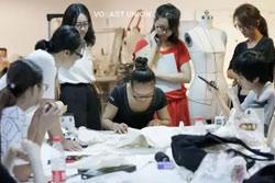 服装立裁课堂图片