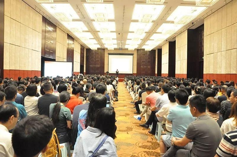 老生代表发言.jpg