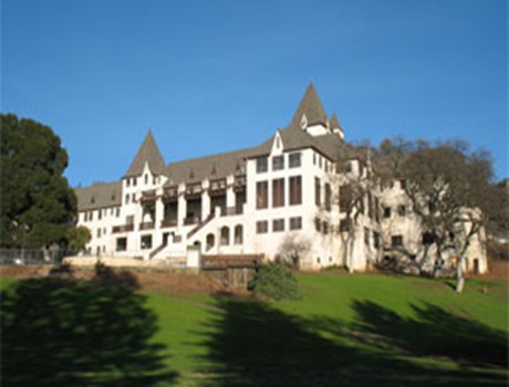 玛丽蒙特加利福尼亚大学