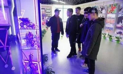 美国蓝带汇点高中FRC6991莘庄中学FIRST2018新赛季外联交流活动