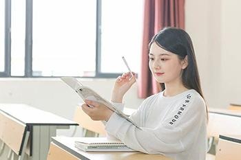 信息获取能力不足的考生