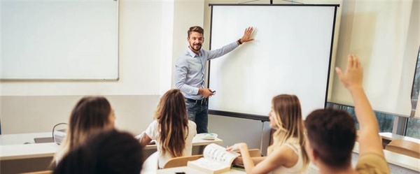武汉铁路技师学院