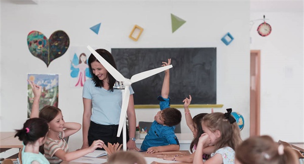 西昌铁路高级技工学校