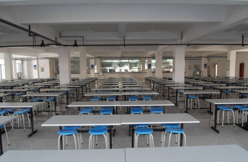 西安利君医药技工学校