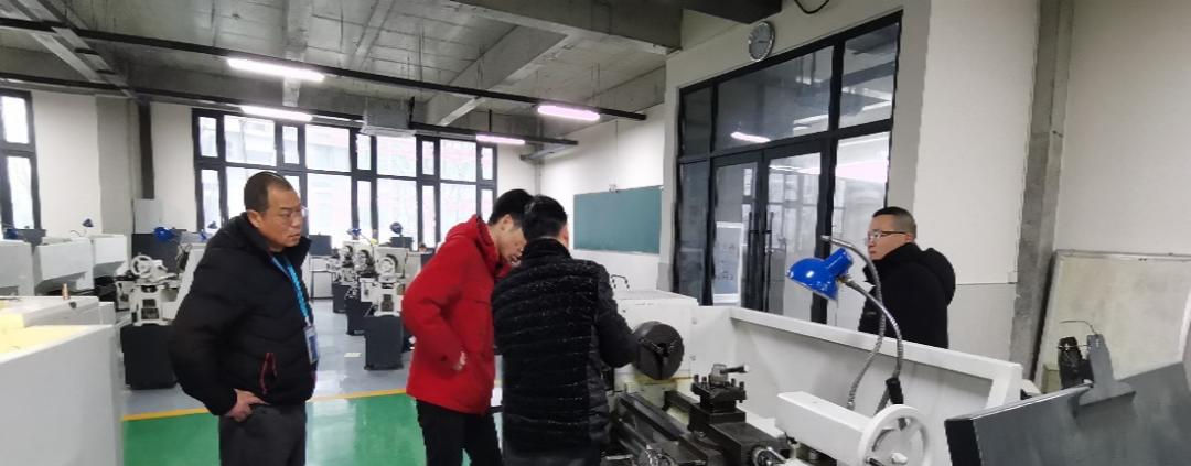 荆州创业职业中专学校
