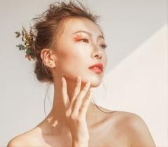 盘发整体造型