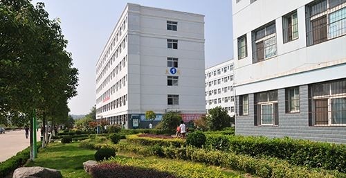 成都育华职业学校