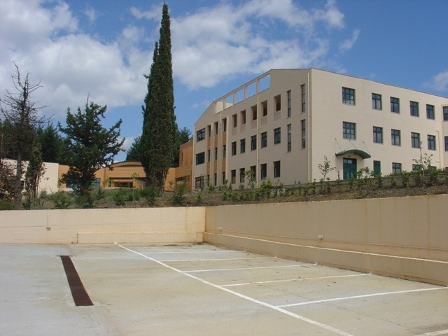 伯罗奔尼撒大学