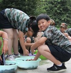 载誉凯旋