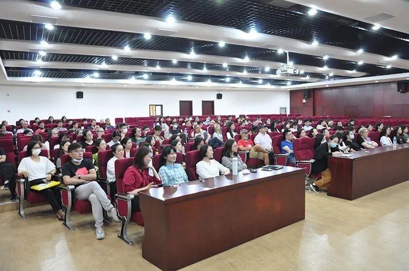 年终大会.jpg