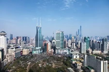 安生外国语学院窗外