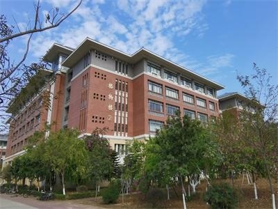 中山大学新华学院剑桥国际高中