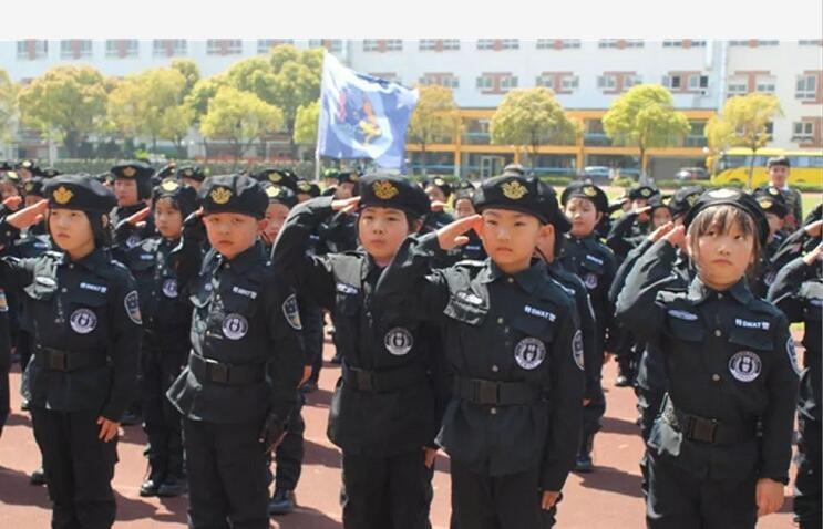 “嗨一周”活动.jpg