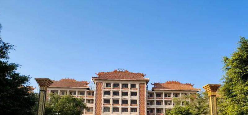 海南省國興中學(xué)