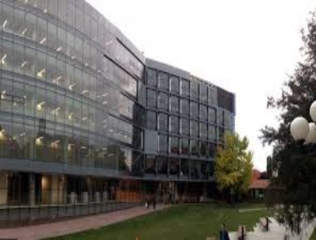 约翰阿伯特学院