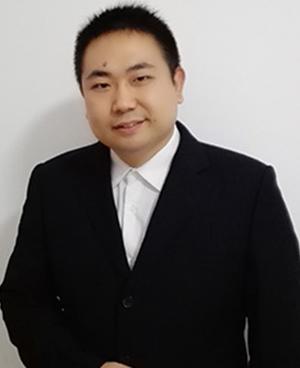高铭