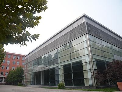 新府学外国语环境