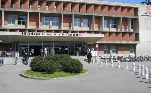 格勒诺布尔大学