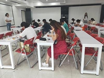 亲授