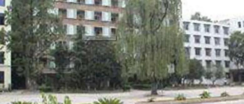 雅安工交管理技工学校