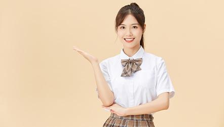 高一至高三的学生