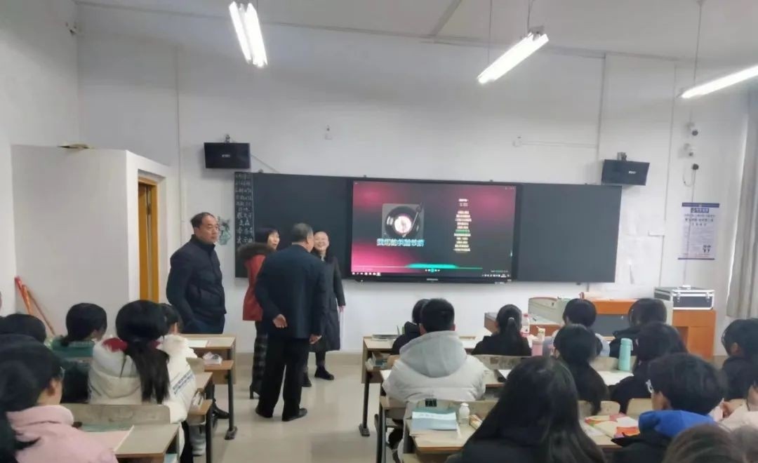 随州机电工程学校