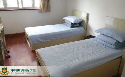 中加枫华国际学校学生宿舍两人间