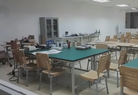 上海铭远双语高级中学物理实验室