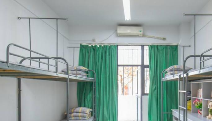 河南淮滨中等职业学校2021年宿舍条件