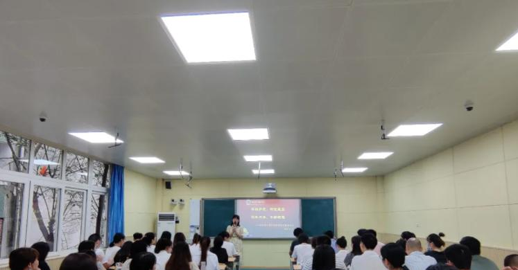 四川师大附中高中部2022年学费、收费多少