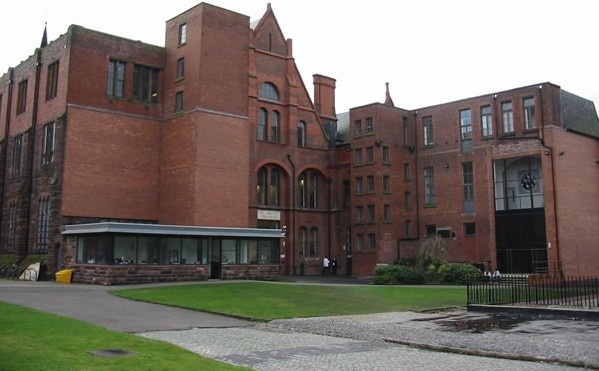 利物浦赫普大学