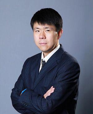 杨健