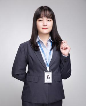 阴珂珂