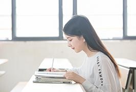 大学生