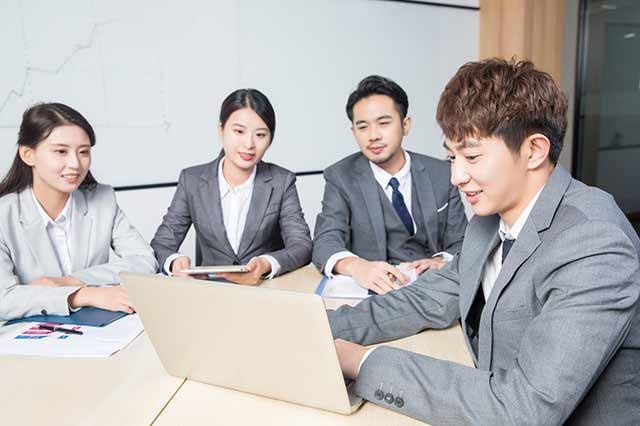 字幕与过渡效果